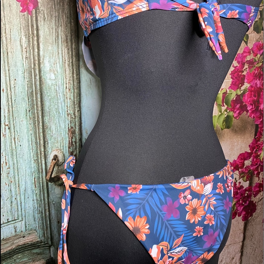 NWOT 2 pcs strapless set bikini - Picture 9 of 9